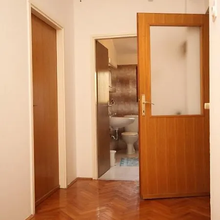 829a Apartamento