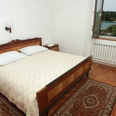 829a Apartamento Ugljan