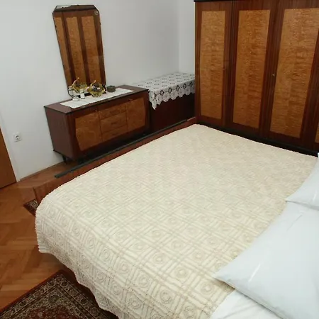 829a Apartamento Ugljan